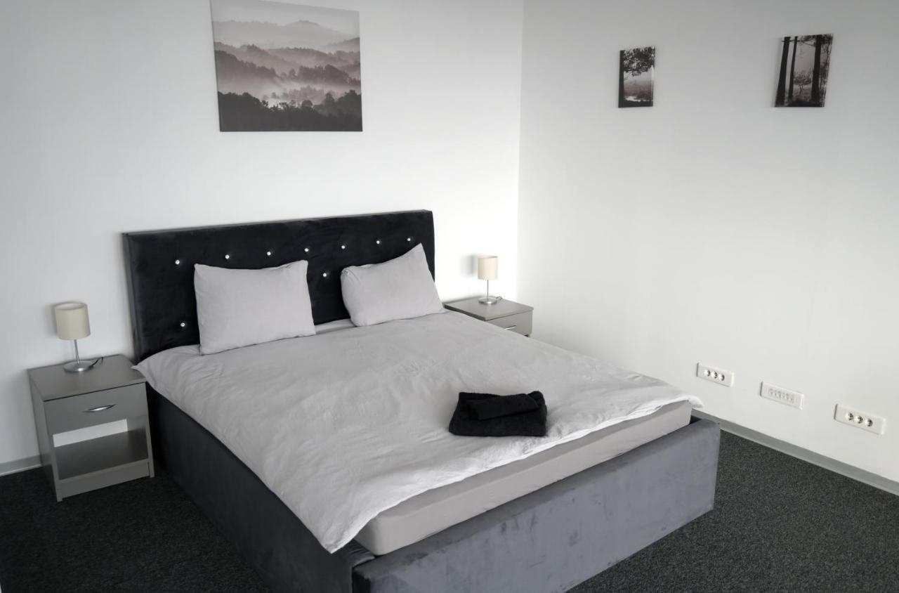 Luana Airport Apartments #3 Otopeni Dış mekan fotoğraf