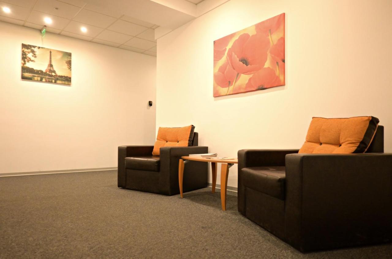 Luana Airport Apartments #3 Otopeni Dış mekan fotoğraf
